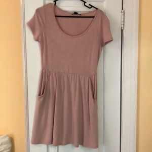 Forever 21 Dress with Pockets. Mauve. Size Medium.